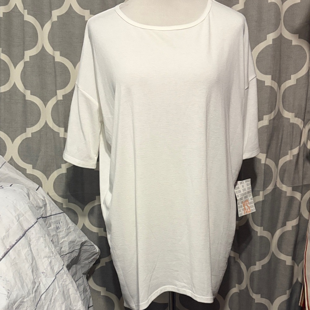 NWT Lularoe Irma shirt-size XS- solid white